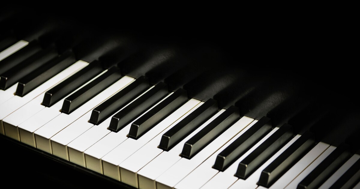 Open podium met coverbands in Babberich