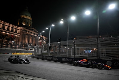 ‘Menselijke fout’ bij FIA benadeelt coureurs tijdens sprintkwalificatie in Singapore