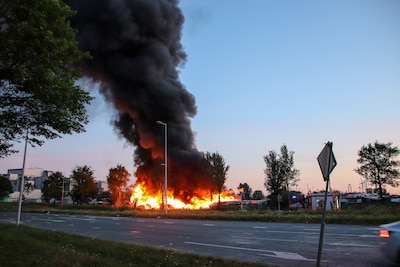 Caravans uitgebrand op stadsnomadenterrein in Amsterdam