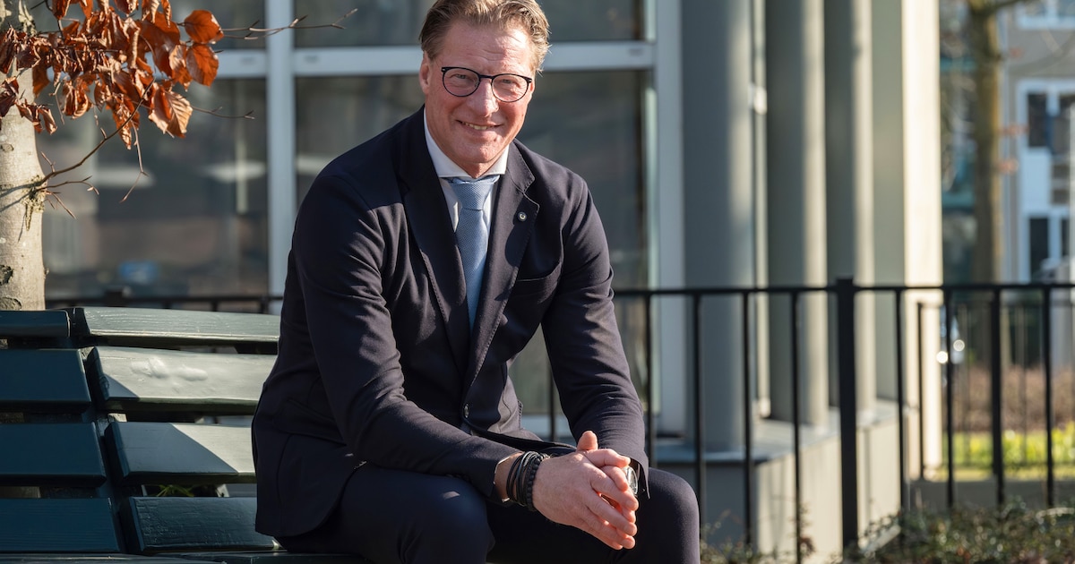 Wethouder Roelof Bisschop beëindigt bestuursperiode in Raalte