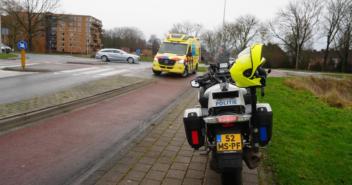Hinder door ongeval op rotonde in Steenwijk
