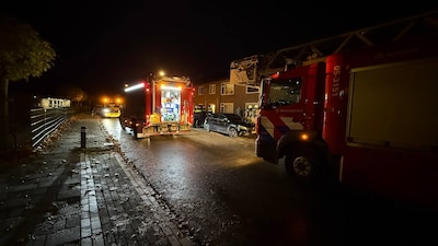 Moeder in Almelo laat kinderen in armen buren zakken na brand in bovenwoning