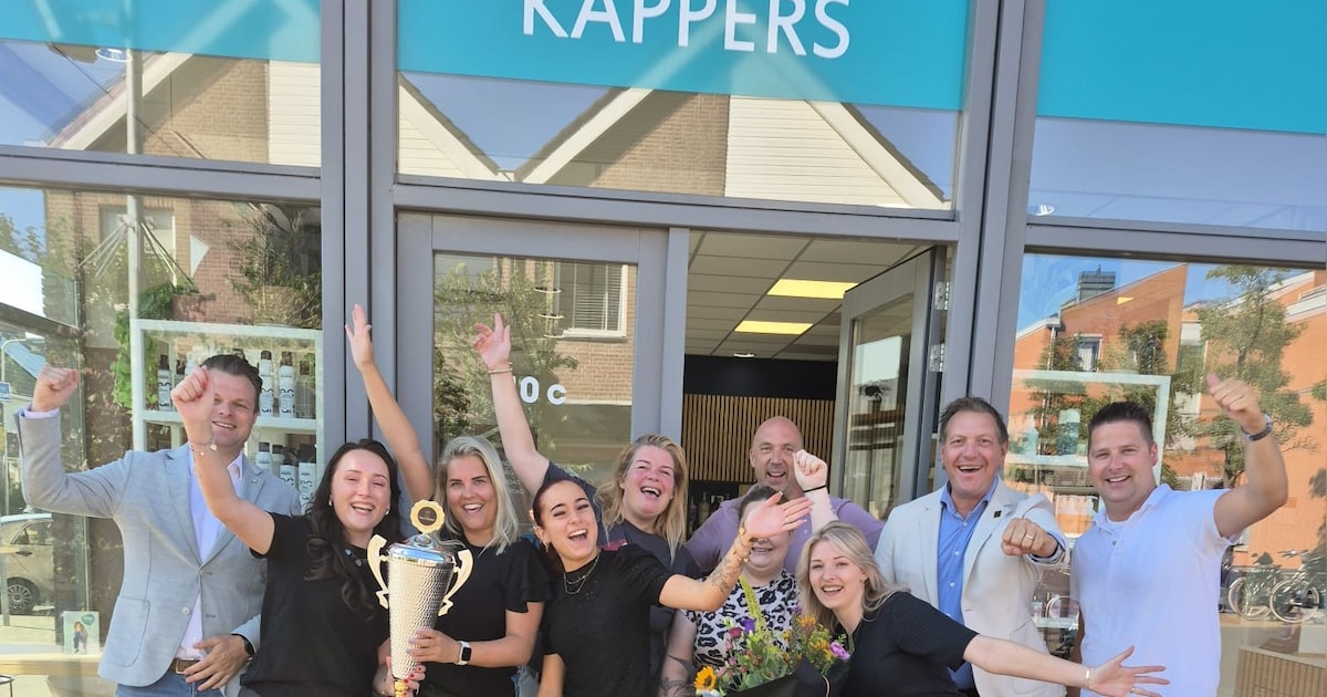Team Kappers uitgeroepen tot meest gastvrije winkel in ’s-Gravenzande