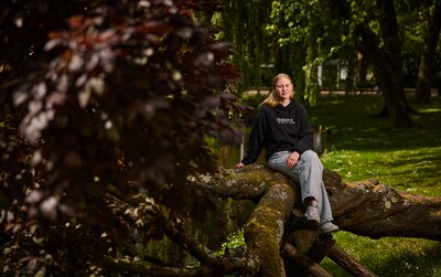 Als 17-jarige ontvluchtte Jara het ouderlijk huis: 'Herinner mij geen moment dat het fijn was in ons gezin'