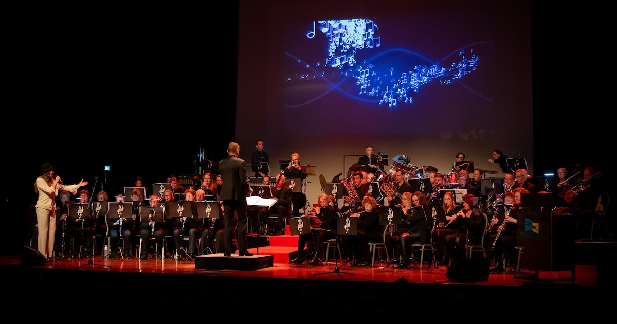 Nieuwjaarsconcert KWOV: Winterswijks koor en operazangeres op het podium