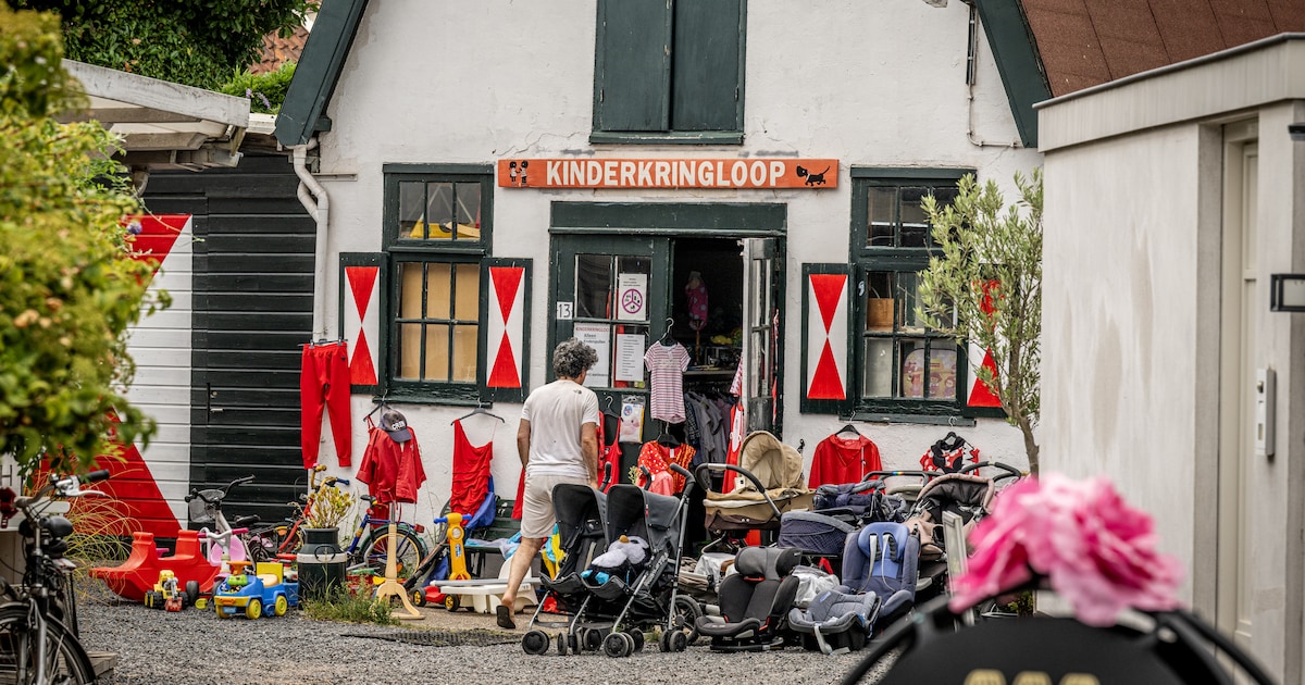 Politie onderzoekt diefstal bij Kinderkringloop Wassenaar, niemand aangehouden
