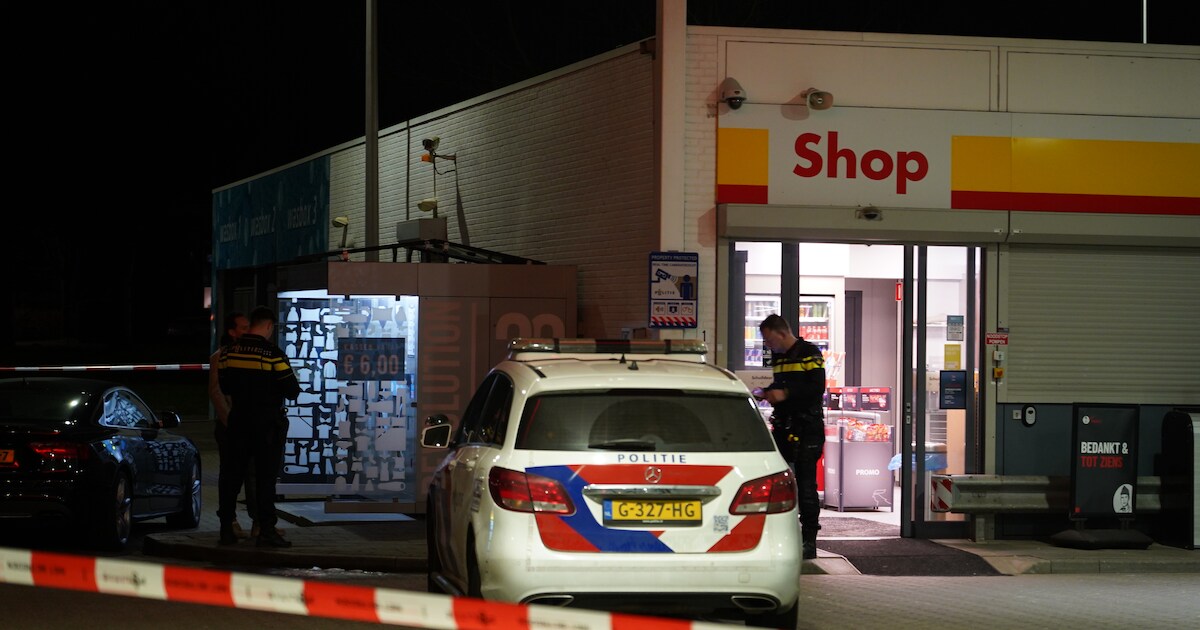 Politie onderzoekt overal op tankstation in Huissen | Lingewaard