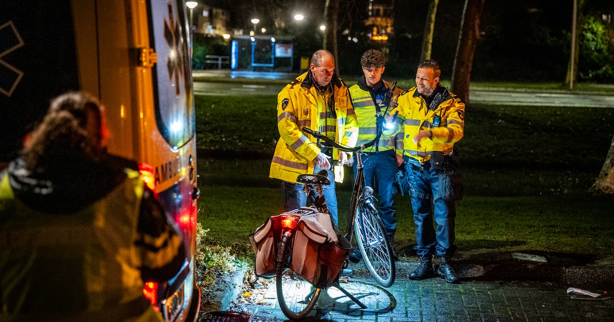 Fietser op straat gereanimeerd in Alphen aan den Rijn