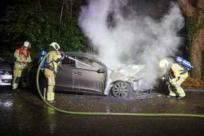 Auto uitgebrand in nieuwjaarsnacht? Dit moet je weten als je de schade wil claimen