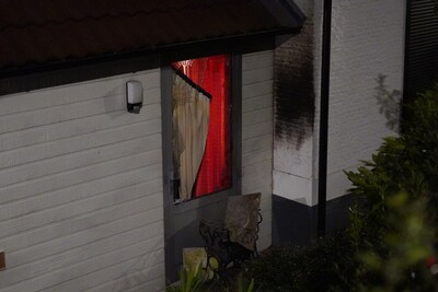 Ruit van deur gebarsten na explosie bij Rotterdamse woning