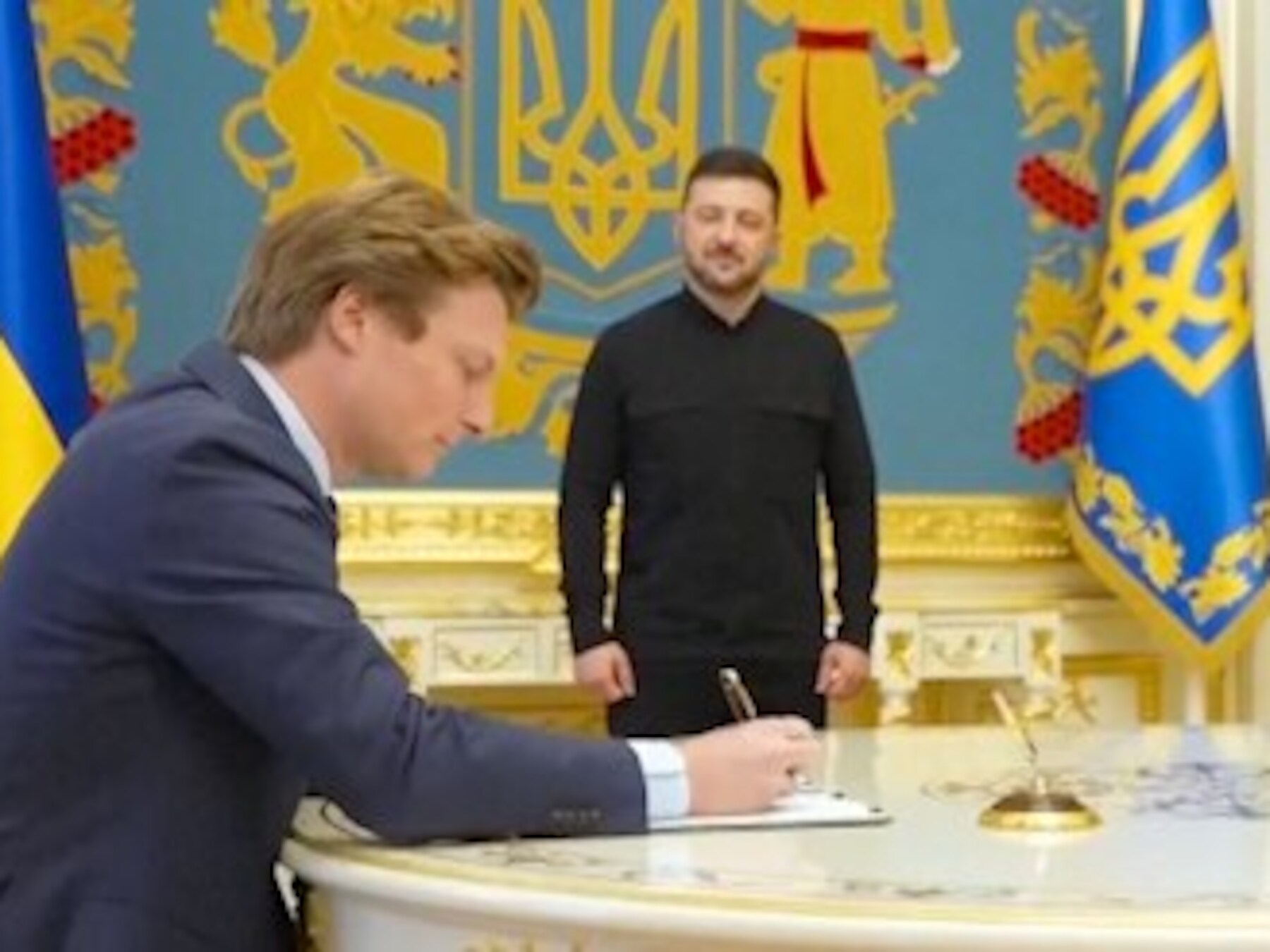 Brekelmans sluit dronecontract af met Oekraïne