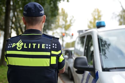 Drie bestuurders aangehouden voor rijden onder invloed in Helmond: positief getest op cocaïne en and
