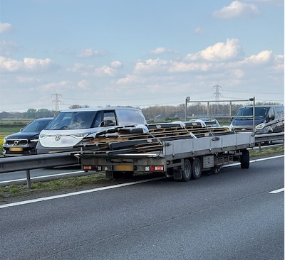 Losgeschoten aanhangwagen zorgt voor veel file op A50 bij Wijchen