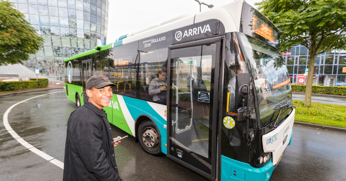 Provincie wil meebetalen als Alphen bus sneller over grote rotonde wil hebben