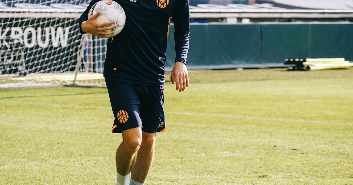 Oud-Roda JC aanvaller Sam Krawczyk versterkt EVV Echt