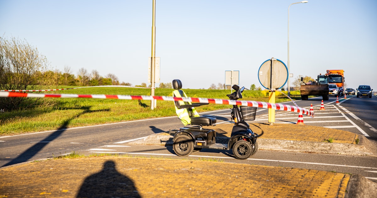 Landbouwvoertuig en scootmobiel in botsing bij Sondel: slachtoffer ernstig gewond