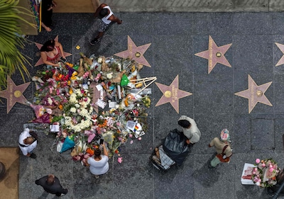 Ster van Dolly Parton op Hollywood Boulevard gerepareerd na beschadiging