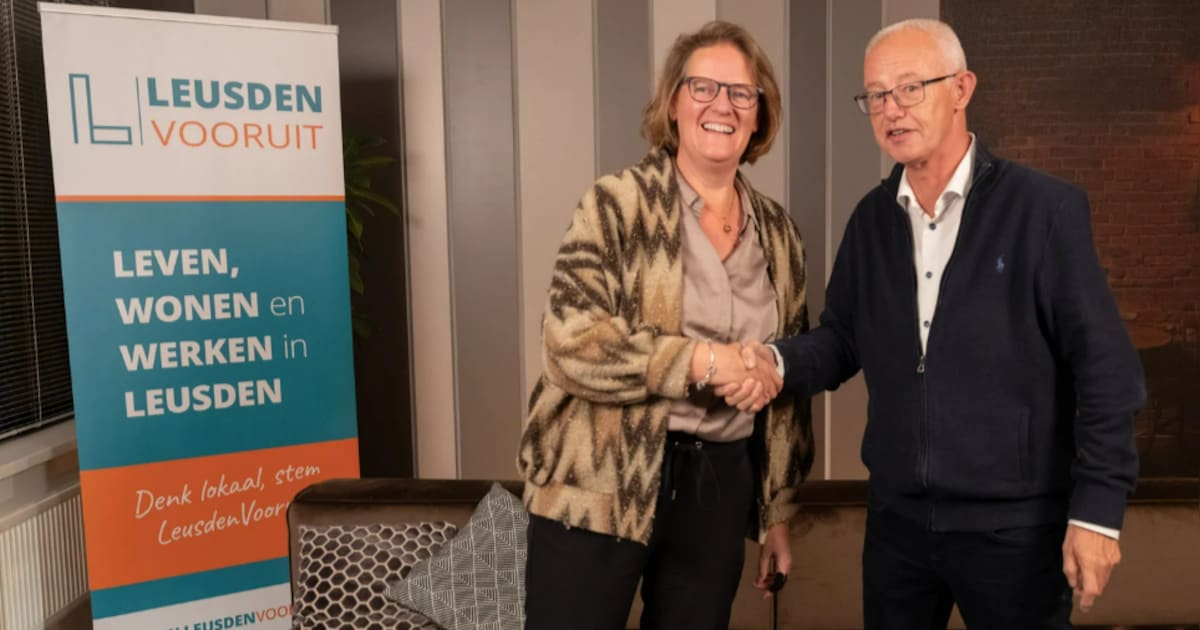 Politiek café van LeusdenVooruit in Mangiape in Leusden