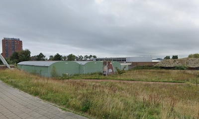 This is why the Schoterbrug section is completely detached