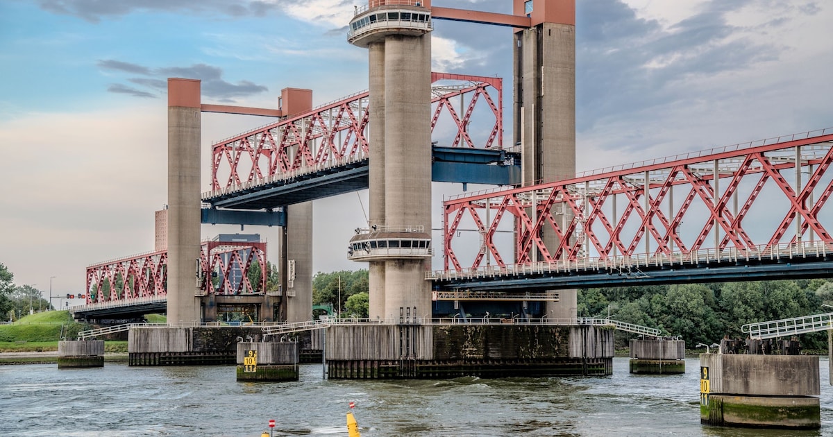 Spijkenisserbrug heeft toch kuren, ondanks opknapbeurt van miljoenen: ‘Er kunnen kinderziektes optre