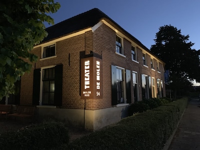 Theater De Molen start kaartverkoop nieuw seizoen