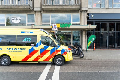 Medewerker lichtgewond geraakt bij overval op broodjeszaak Stationsplein Rotterdam
