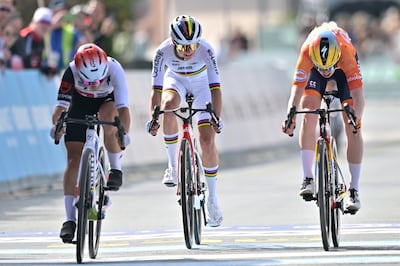 Amersfoortse Nienke Vinke (22) sprint naar zilver op EK wielrennen voor beloften