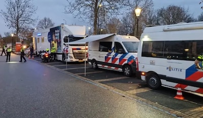 Man rijdt voor vierde keer zonder rijbewijs en moet auto inleveren; tientallen boetes bij controle i