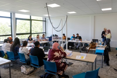 Vanaf dag één leren, werken én inburgeren: Utrecht verlengt succesvolle proef voor nieuwkomers