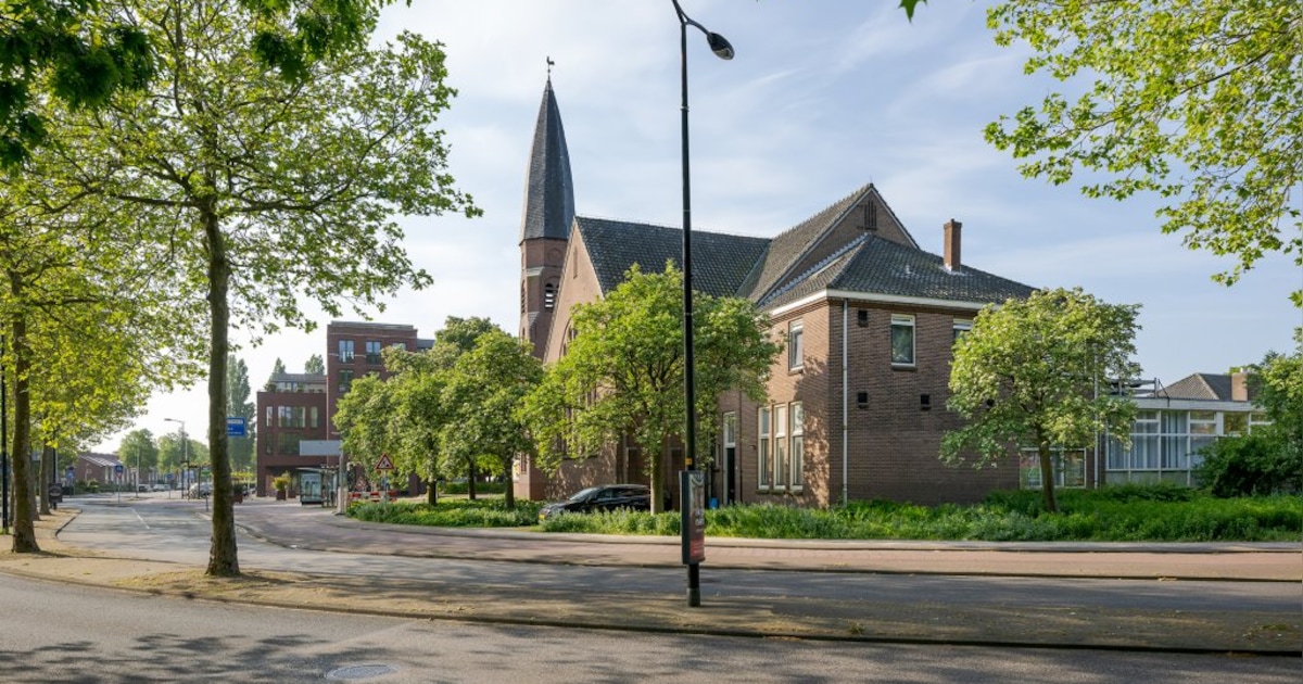 Gemeente Voorschoten wil Kruispuntkerk kopen en het gebruiken als cultuurcentrum