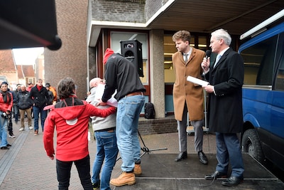 Wethouder Tyas Bijlholt doet aangifte van bedreigingen: ‘Dat raakt me, maar het houdt me niet tegen’