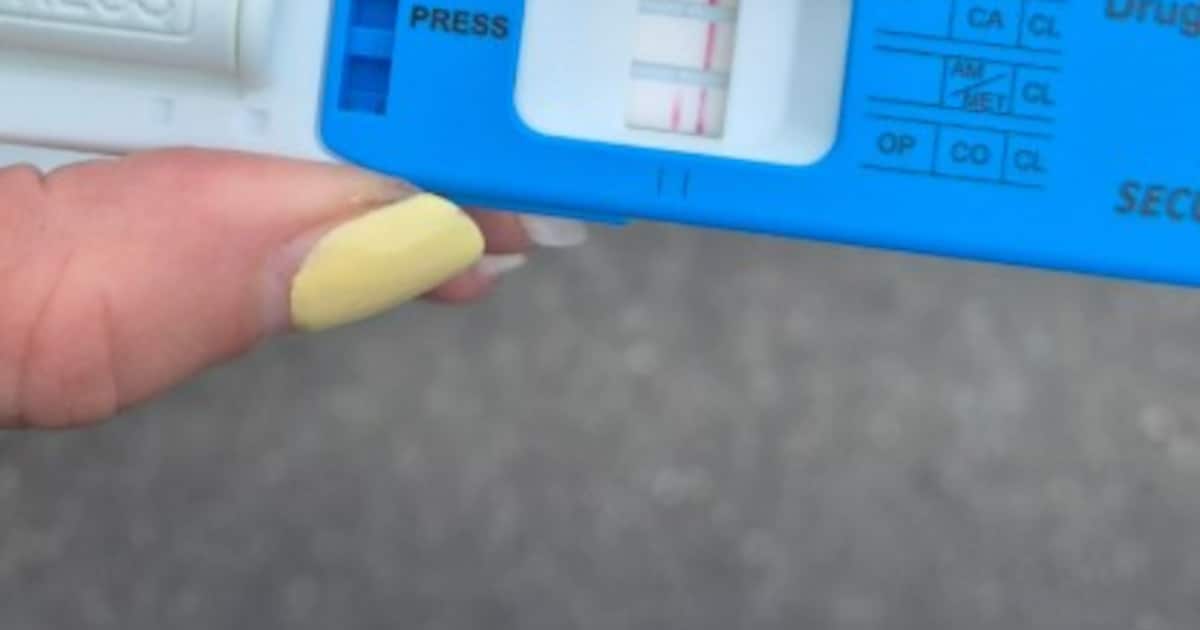 Automobilist gaat als een slak over snelweg bij Almere en dit is waarom