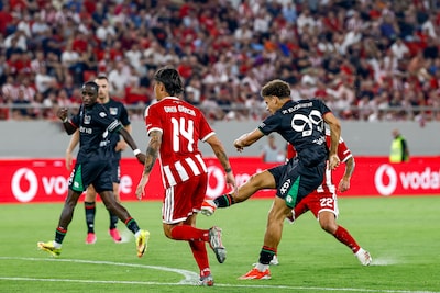 NEC krijgt kansen tegen Olympiakos, schot van aanvoerder Chery net naast