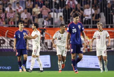 Spanje breekt door muur Kroatië, Mikel Merino zet wereldkampioen op gelijke hoogte