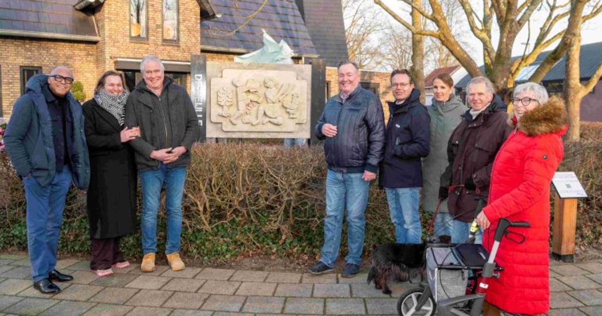 Gevelsteen van oude school De Meijlle krijgt nieuwe plek in Rhoon