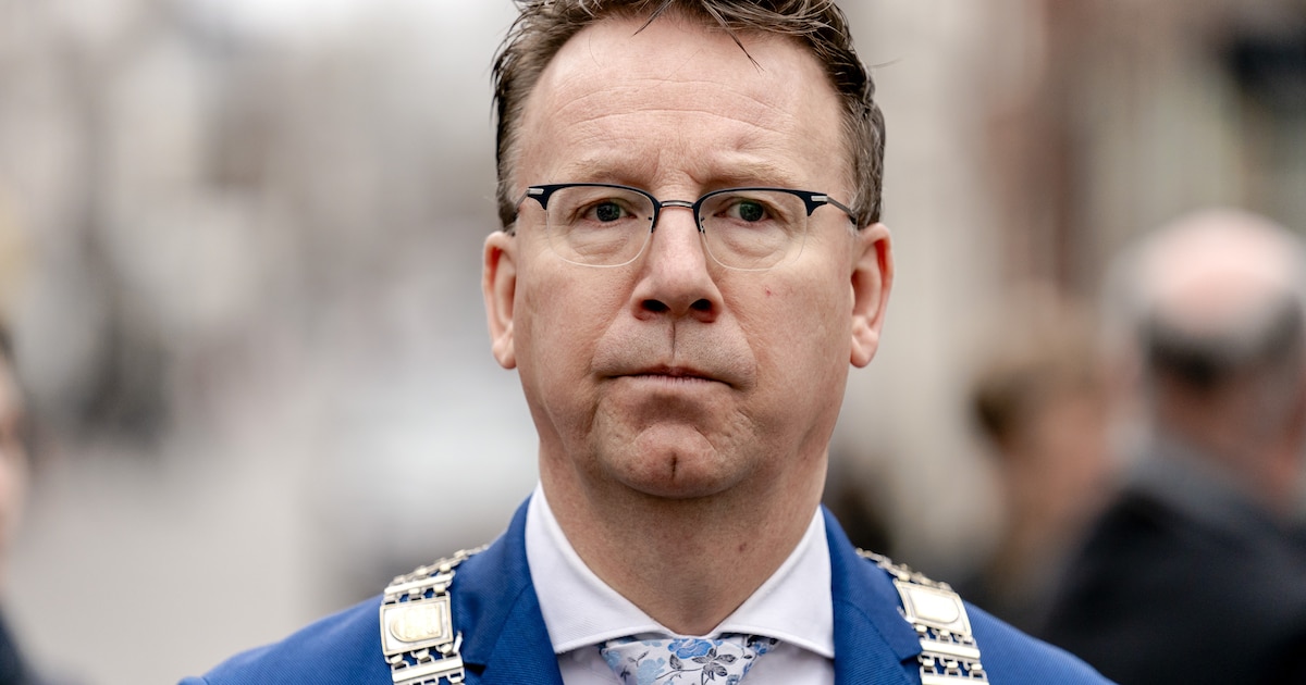 Burgemeester Patrick van Domburg vertrekt na ruim negen jaar uit ...