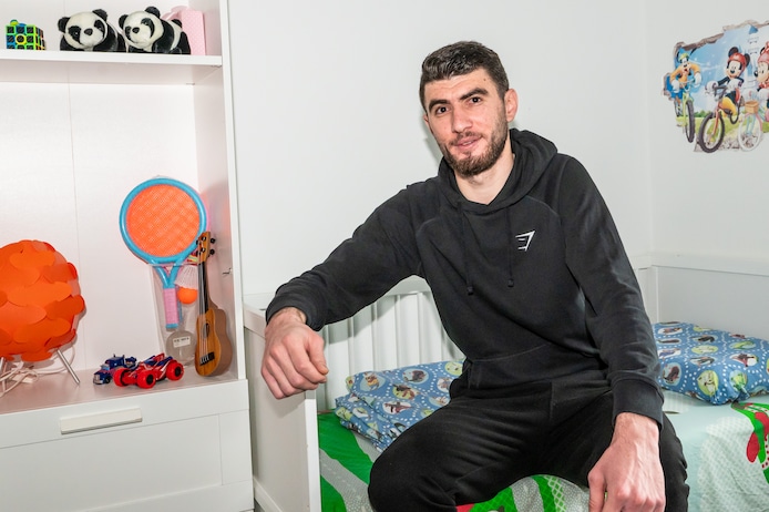 Ismail probeert al 1,5 jaar zijn gezin naar Nederland te halen: ‘Hoor ...