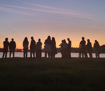 Tweede wandeling ‘naar het licht’ in Nieuwegein: ‘Taboe rond zelfdoding doorbreken’