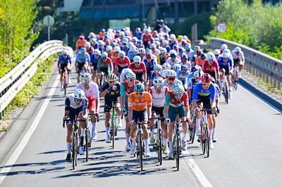 Nederlander in kopgroep met vijf renners, favoriet Evenepoel op jacht naar Europese titel