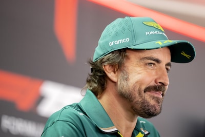 Fernando Alonso weer in de auto voor tweede vrije training, Helmut Marko looft loyaliteit Max Verstappen
