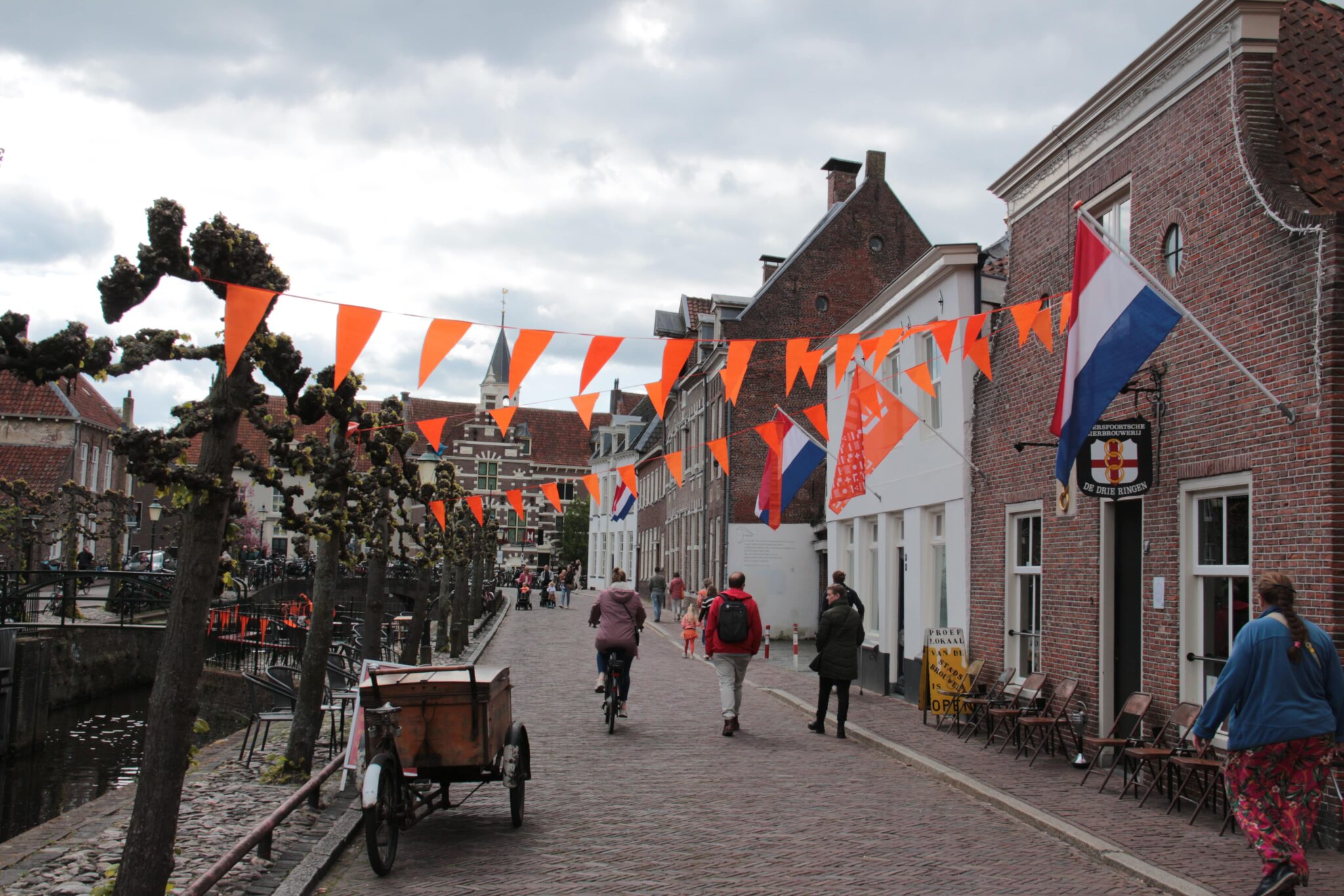 Met de auto of fiets naar Koningsdag? Hier moet je rekening mee houden in Amersfoort