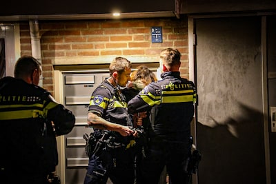 Na steekincident in Apeldoorn stuurt burgemeester dringende brief: kabinet belooft nu actie