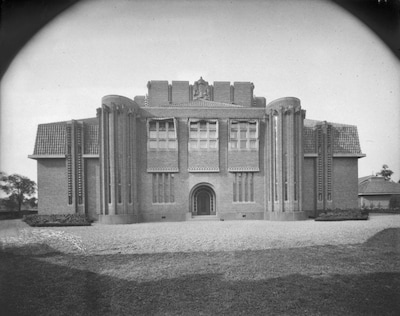 Van zaal vol skeletten tot kinderdagverblijf: het Anatomiegebouw is de vergeten parel in Wittevrouwe