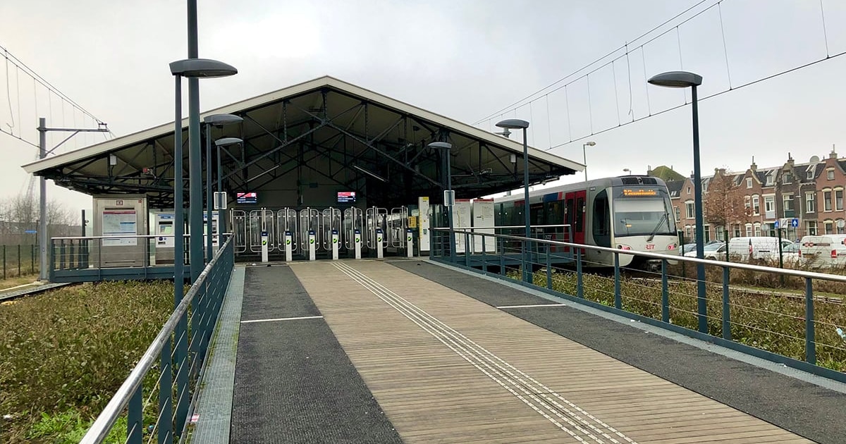 Welke rapportcijfers geef jij aan stations in Vlaardingen?