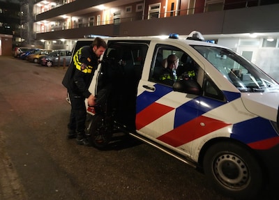 Twee jongens brengen nacht in cel door nadat politie ze met gestolen fatbike aantreft in Zwolle