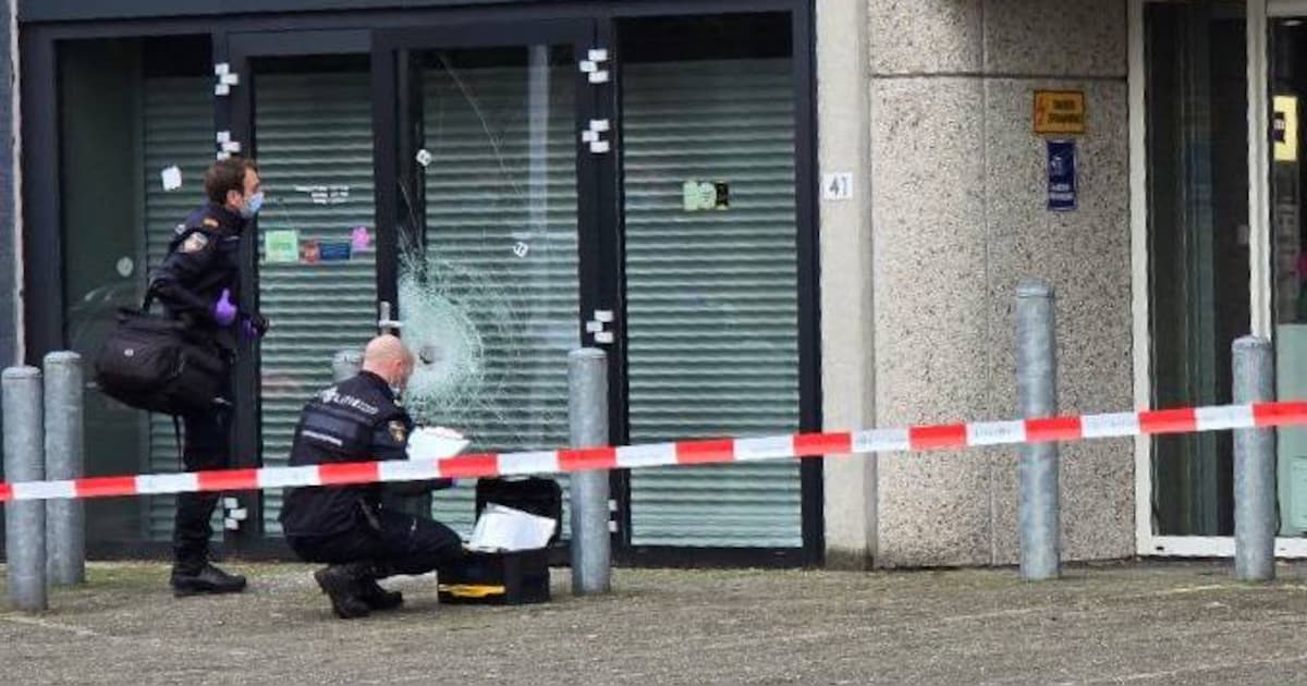 Politie pakt vier Utrechters en een minderjarige jongen uit Maarssen op voor inbraak in Apeldoorn