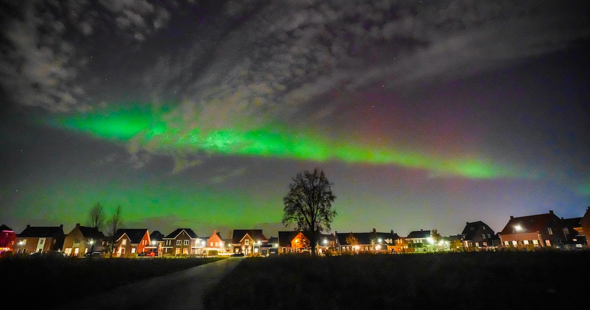 Noorderlicht boven Nuenen en andere plaatsen in oosten van Brabant: spektakel aan de hemel