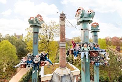 Efteling opent spannende attractie waar jonge kinderen in mogen: vrije val van bijna 10 meter