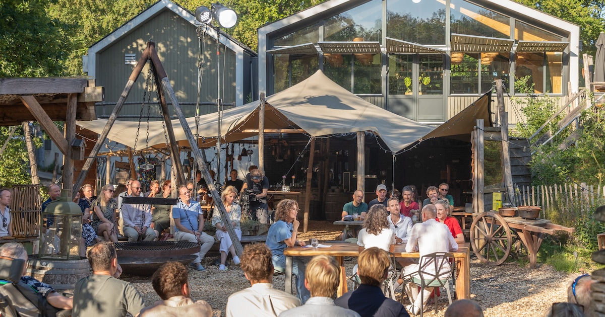 Geen schilderachtig Frans chateau, maar ‘gravelwalhalla’ in Lage Vuursche decor van De Avondetappe