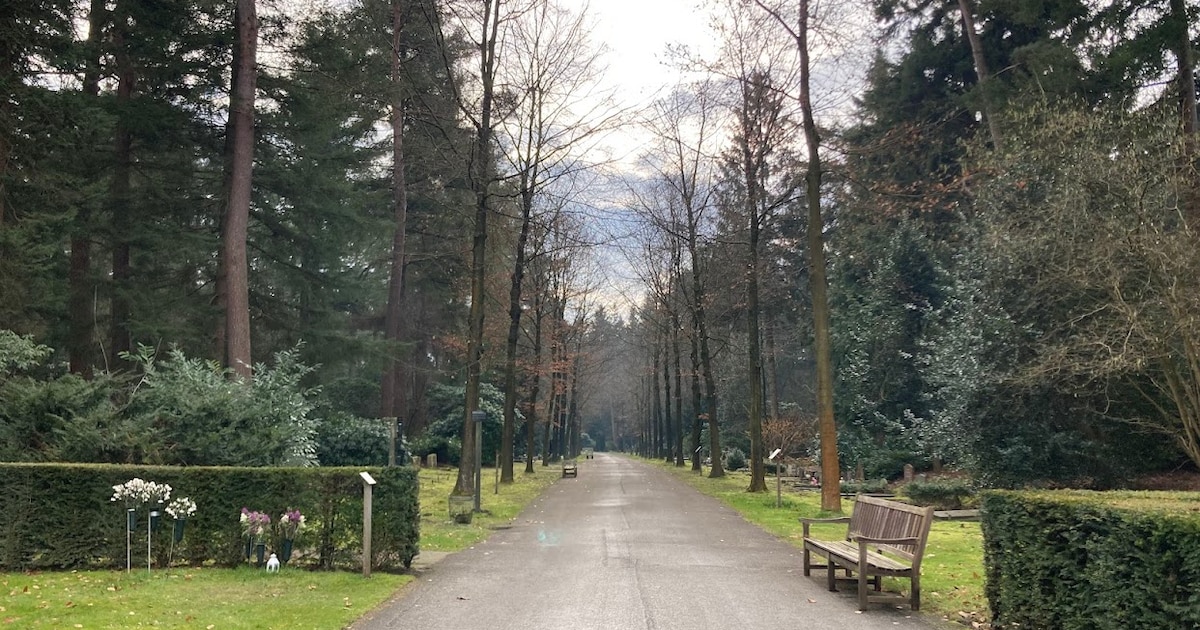 Spirituele geestenroepers bij kindergraven Rusthof staan in oktober alsnog voor de rechter